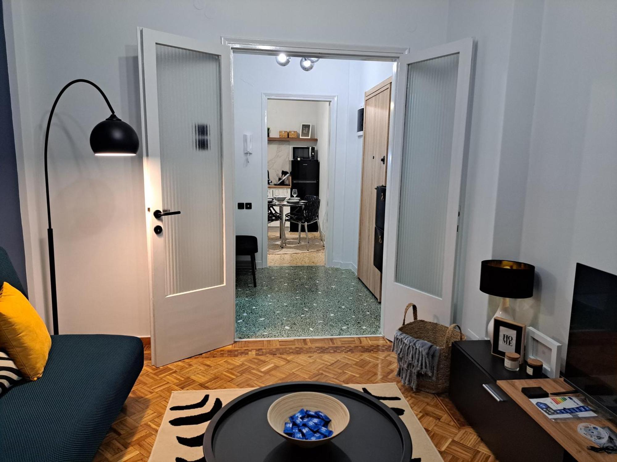 Stylish City Center Apartment Serres Exterior photo