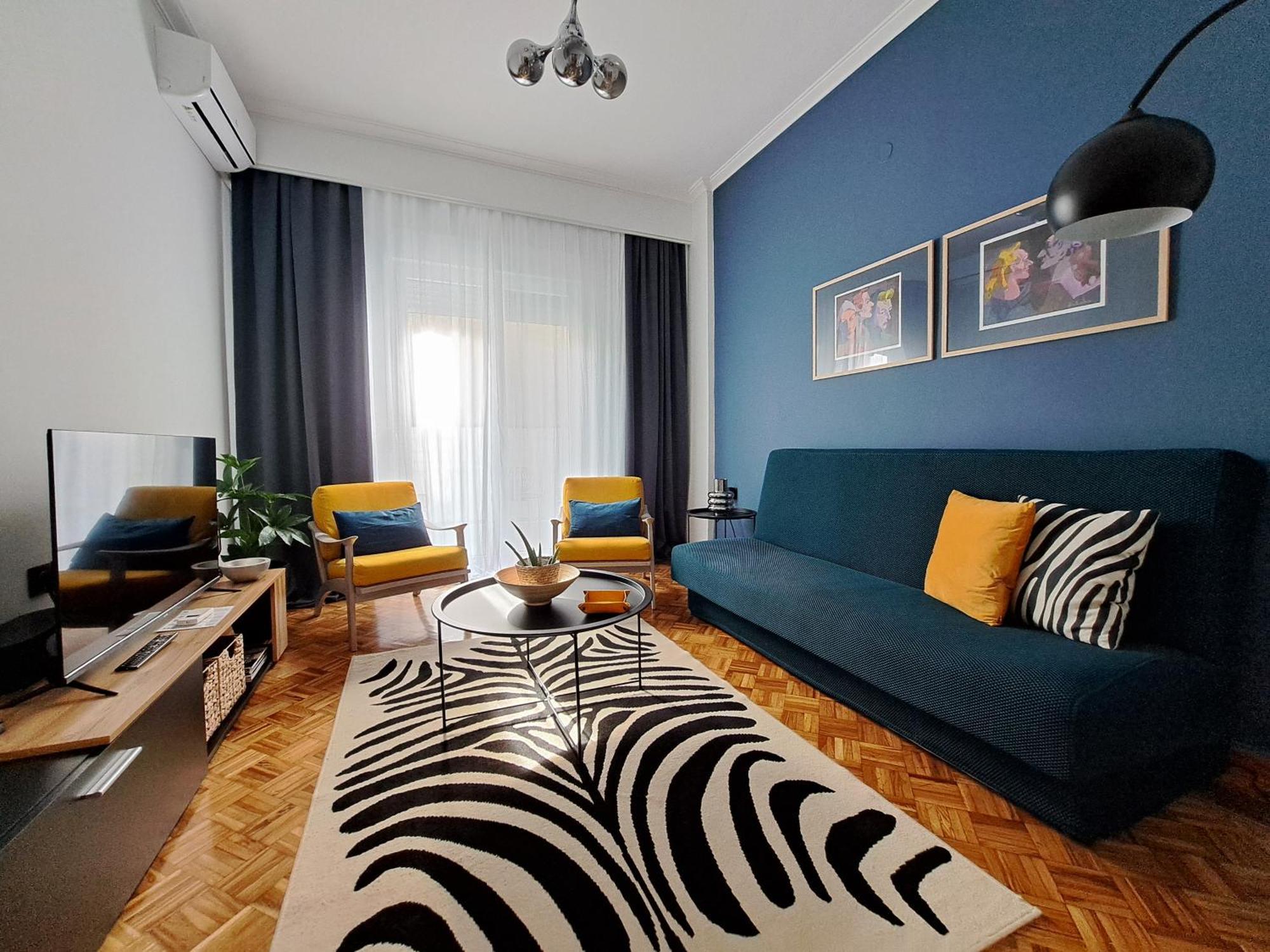 Stylish City Center Apartment Serres Exterior photo